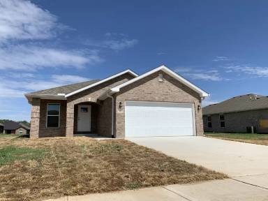 Main picture of 108 Post Oak Ave