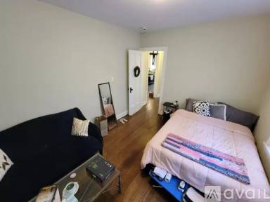 Main picture of 1624 Washington St