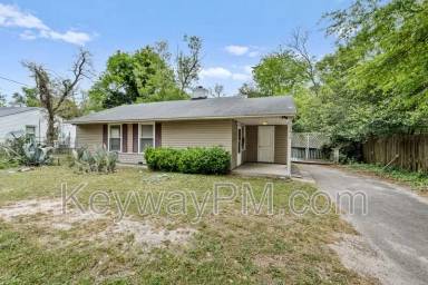 Main picture of 3018 Acorn Rd