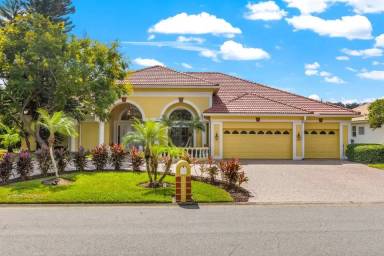 Main picture of 30324 Laurelwood Ln