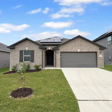 Main picture of 15307 Electra Cir