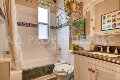 Main picture of 1311 E 27th Ave