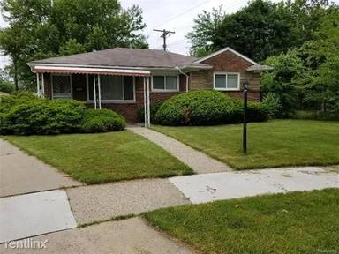 Main picture of 13740 Pearson St