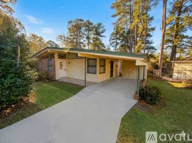 Main picture of 2820 Riverview Rd