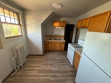 Main picture of 729 W Cedar St