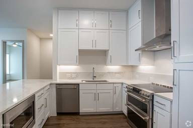 Main picture of Grand At Domain