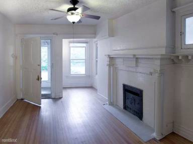 Main picture of 1349 N Downing St