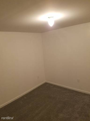Main picture of 296 Whiton St