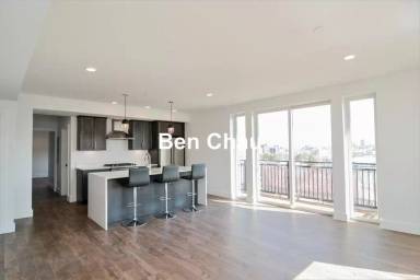Main picture of 26 Hichborn St Boston, MA 02135