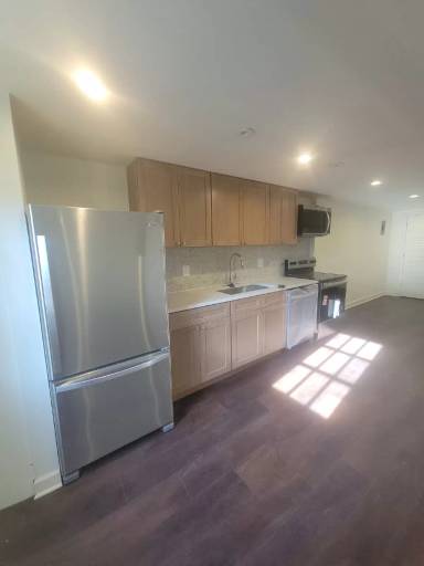 Main picture of 14 Zeigler Way