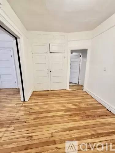Main picture of 2782 Marion Ave