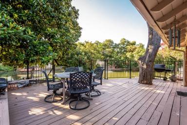Main picture of 6737 Lakefair Cir