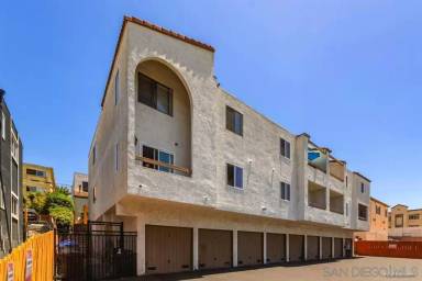 Main picture of 4659 Texas St