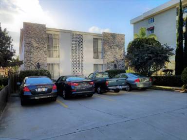 Main picture of 3536 1st Ave