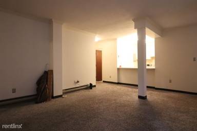 Main picture of 11 Stearns Rd