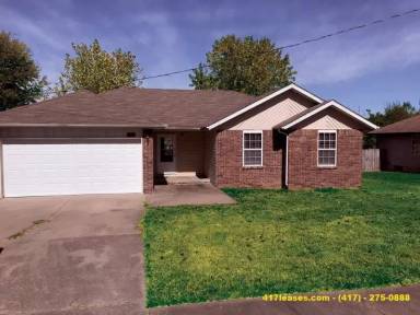 Main picture of 1849 W Farm Road 102