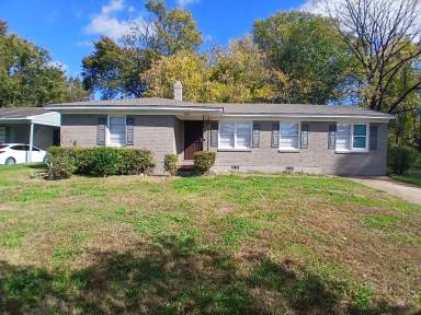 Main picture of 3600 Steele St