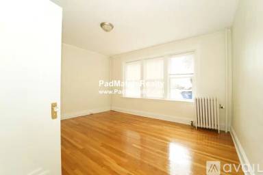 Main picture of 726 Washington St