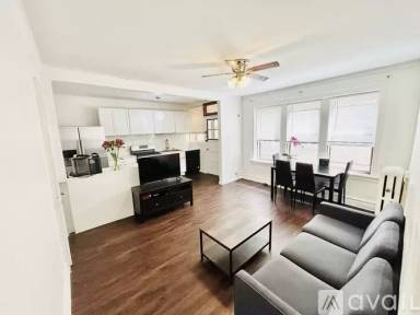 Main picture of 6455 N Bell Ave