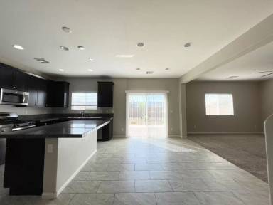 Main picture of 6415 Pochman Mesa St