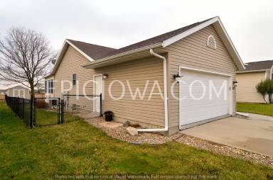 Main picture of 907 Ashford Dr NE