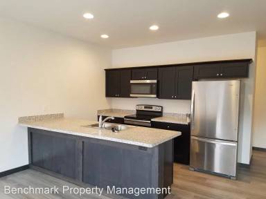 Main picture of 1516butler Crk Ave