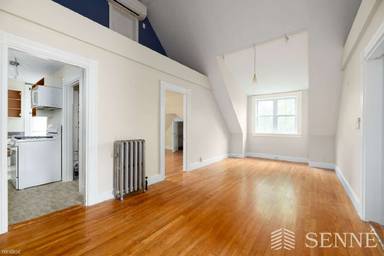 Main picture of 25 Highland Ave
