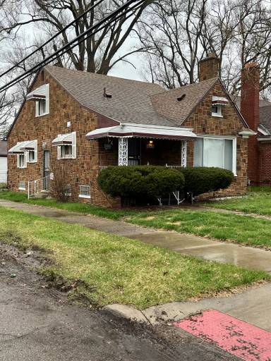 Main picture of 18481 Glastonbury Rd