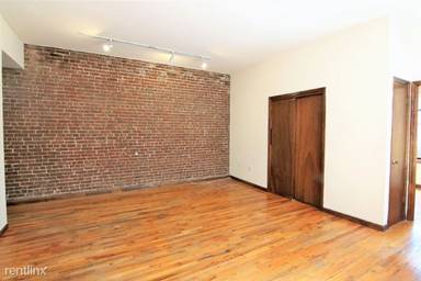 Main picture of 140 W 80th St