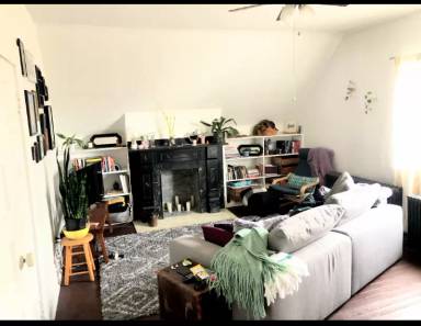 Main picture of 5434 Howe St
