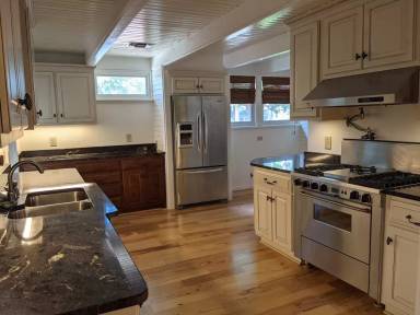 Main picture of 223 Edgefield Ave NW