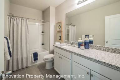 Main picture of 806 Albi Ct