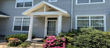 Main picture of 110 Washington St