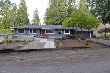 Main picture of 6850 SW 68th Ave