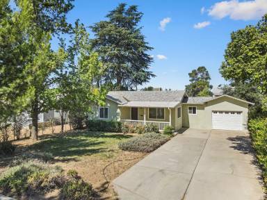 Main picture of 1073 Palm Ave