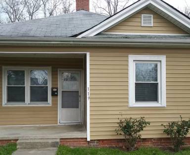 Main picture of 115 S Graham St