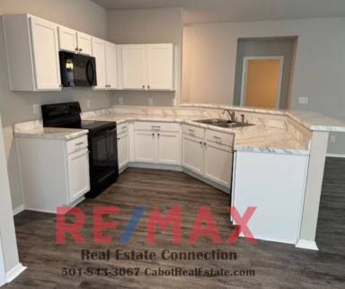 Main picture of 19 Erwin Dr