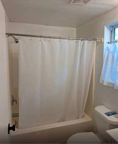 Main picture of 205 N Elm St