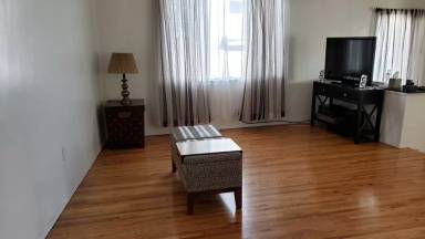 Main picture of 1641 S Beverly Glen Blvd