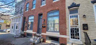 Main picture of 130 S Eaton St