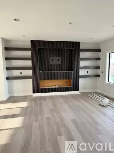 Main picture of 4702 180th St