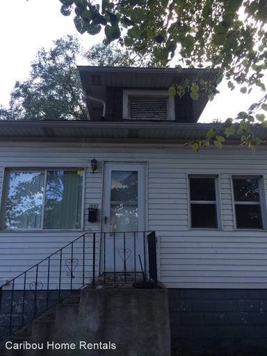 Main picture of 1693 W 13th Ave