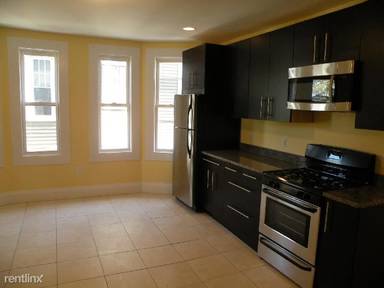 Main picture of 3147 Washington St