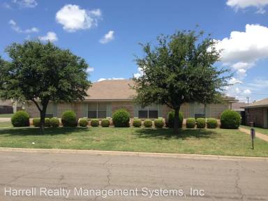 Main picture of 9103 Royal Ln