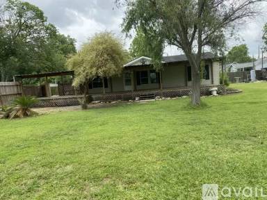 Main picture of 16418 Waverly Dr