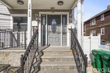 Main picture of 338 Riverside Ave