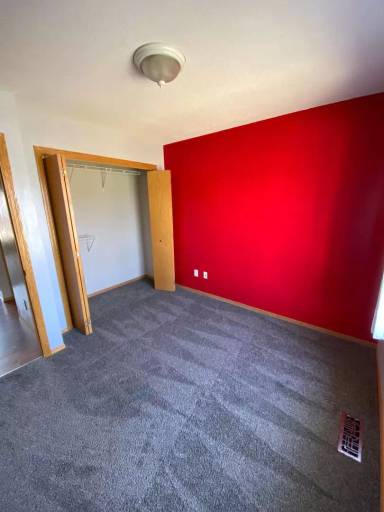 Main picture of 7105 W 52nd St