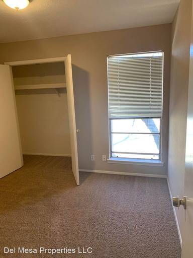 Main picture of Carlisle Square Condominiums
