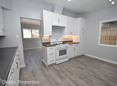 Main picture of 439 1/2 E Amerige Ave