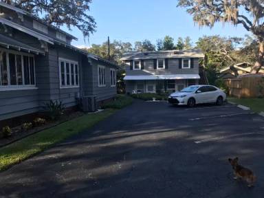 Main picture of 706 15th Ave NW